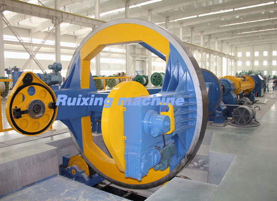 China Máquina del desarme del tornado del tambor para trenzar los cables de transmisión con el corte transversal grande proveedor