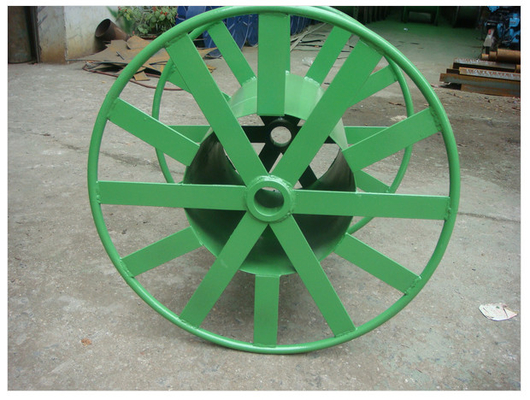 China un carrete tubular para el envío ligero del tubo o del conducto creado para requisitos particulares proveedor